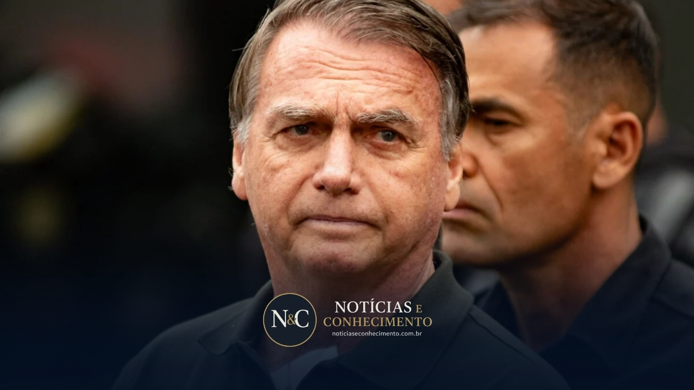 Jair Bolsonaro tem crise grave na prisão e médicos são acionados às pressas, diz Carlos Bolsonaro.